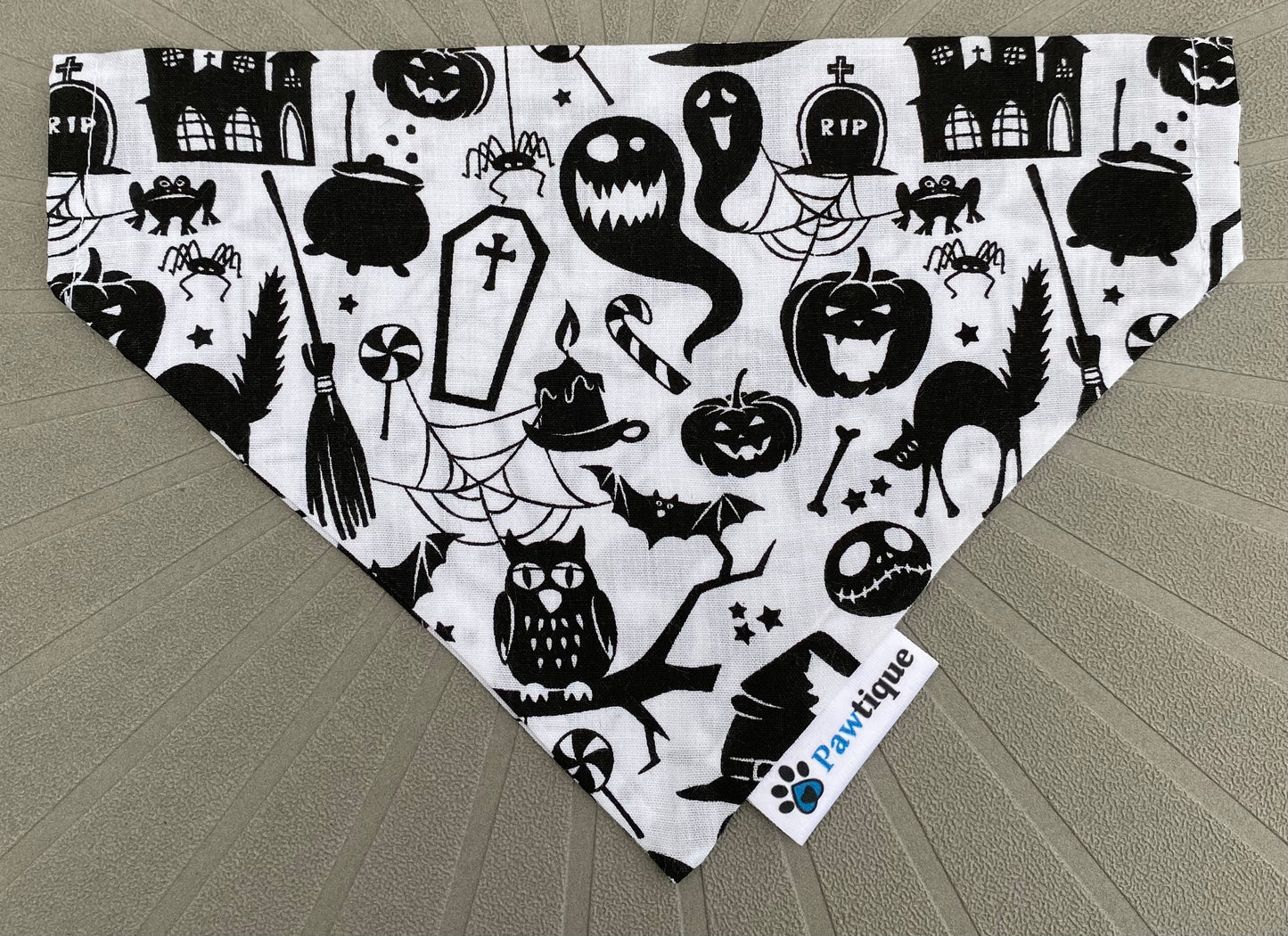 Spooky (White) Bandana